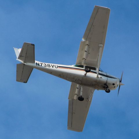 Cessna Skyhawk (N738VU)