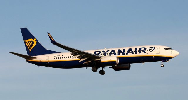 Boeing 737-800 (EI-FTJ)