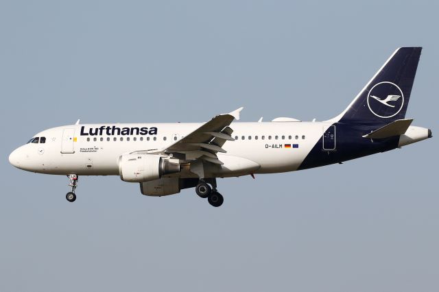 Airbus A319 (D-AILM)
