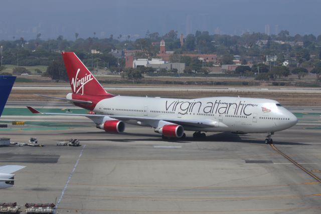 Boeing 747-400 (G-VROC)