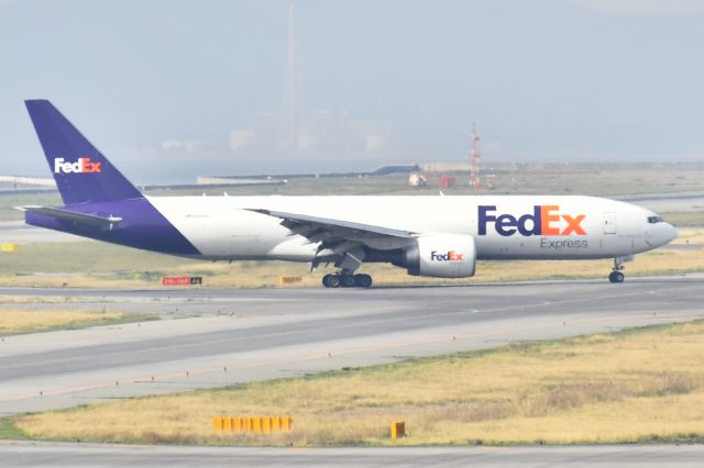 Boeing 777-200 (N861FD)