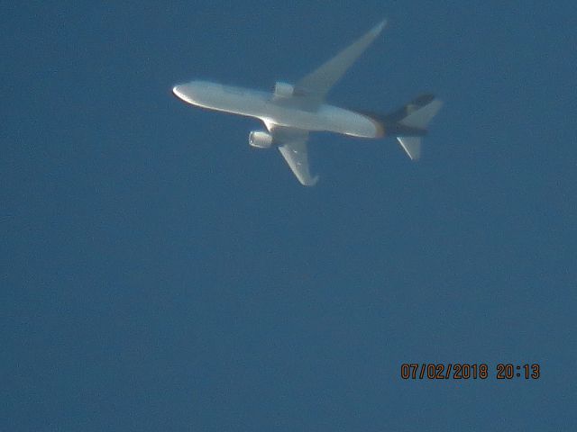 BOEING 767-300 (N311UP)