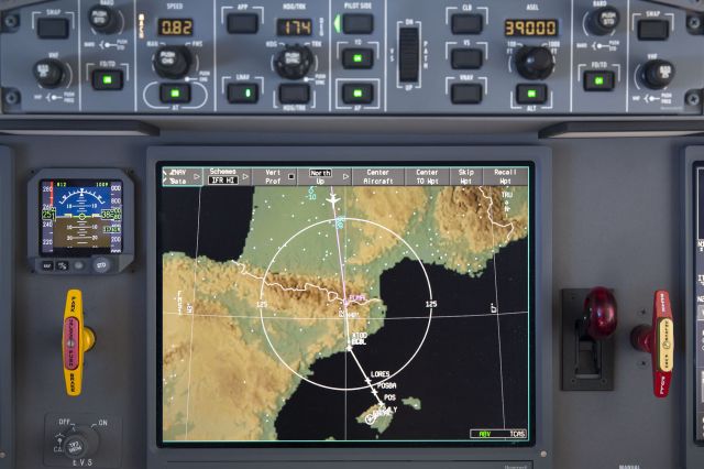 Dassault Falcon 900 (VP-BPW) - FMS showing route between Southampton UK and Palma Mallorca via Barcelona - FL39 at .82.
