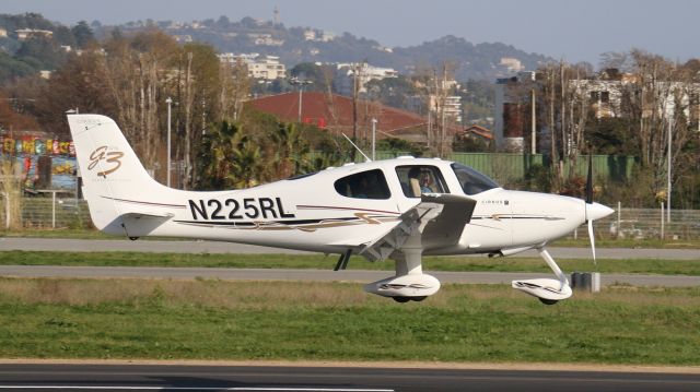 Beechcraft Baron (58) (N225RL)