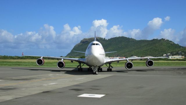 Boeing 747-400 (G-VROM)