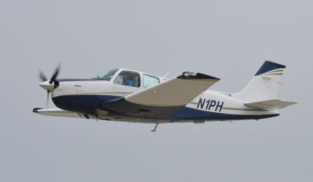 Beechcraft Bonanza (33) (N1PH) - Airventure 2019