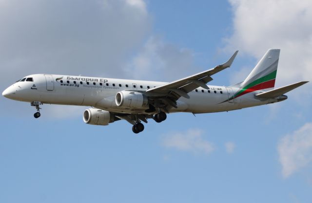 Embraer ERJ-190 (LZ-VAR)