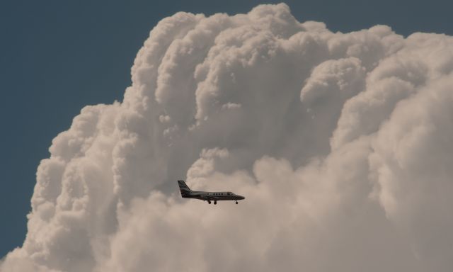 Cessna Citation 1SP (N70NB) - On a cloudy day on the base to 09 at Carson City