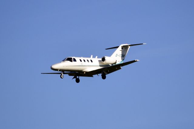 Cessna Citation CJ1 (D-ITAN) - EFD Eisele Flugdienst - Cessna 525 Citation CJ1 (D-ITAN) arriving at NCL. (Photo Sep 2017)