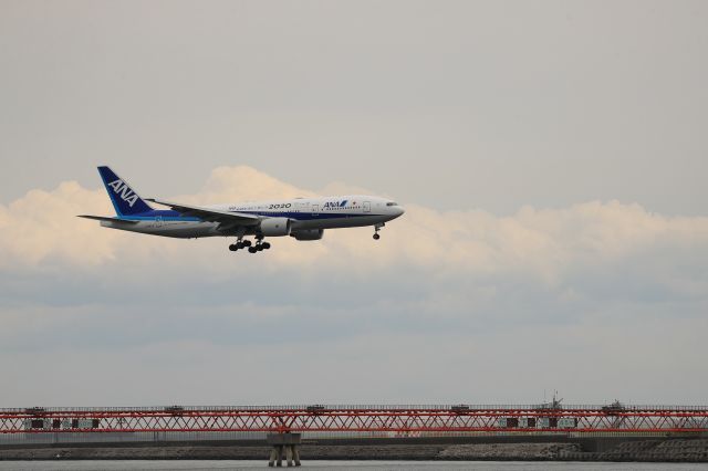 Boeing 777-200 (JA745A) - April 14th 2019:NGS-HND.