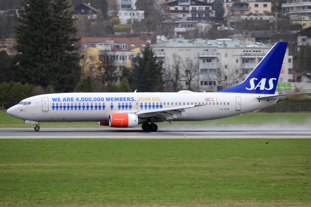 Boeing 737-800 (LN-RPM)