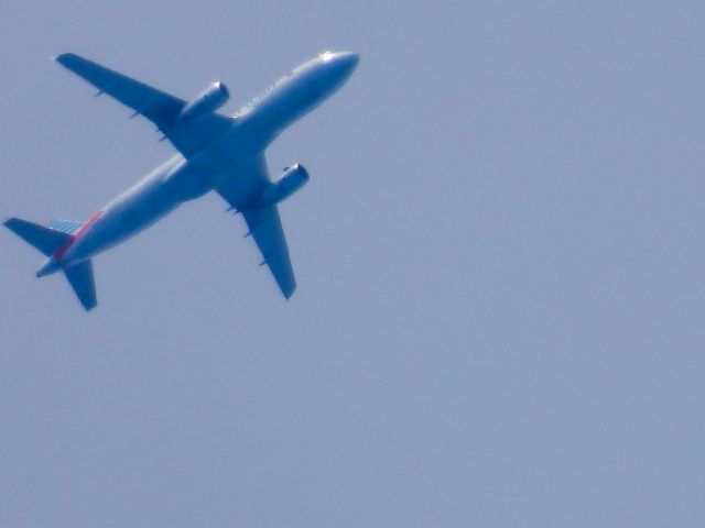 Airbus A320 (N649AW) - AAL2581br /DFW-MKEbr /07/25/22