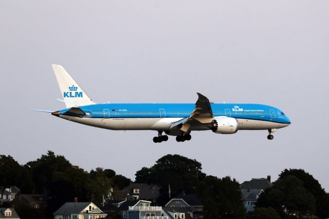 Boeing 787-9 Dreamliner (PH-BHH)