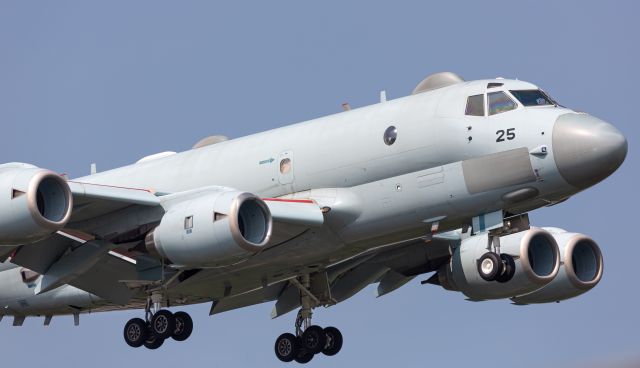 KAWASAKI P-1 (N5525)