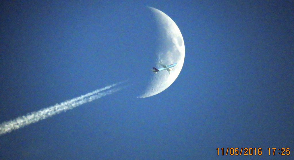 Airbus A300F4-600 (N681FE)