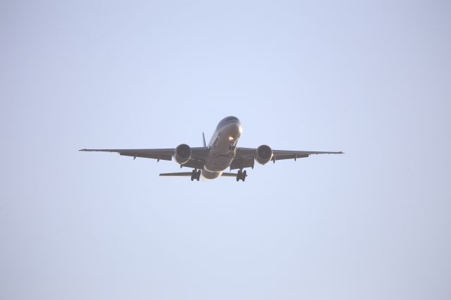 Boeing 777-200 (A7-BFV)