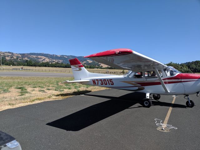 Cessna Skyhawk (N73015) - N73015 on the ramp at Boonville Airport on a day trip from KHWD.