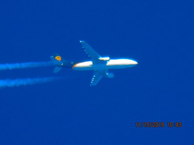 Airbus A300F4-600 (N153UP)