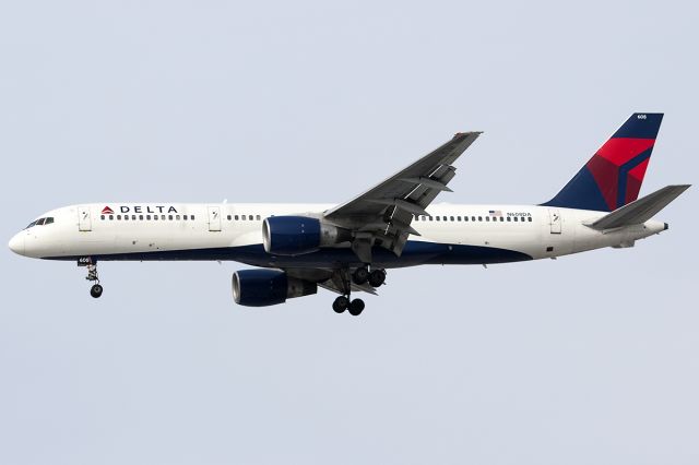 Boeing 757-200 (N608DA)