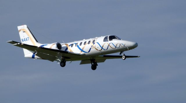 Cessna Citation II (N4AT) - On final is this 1997 Cessna Citation II in the Spring of 2019.