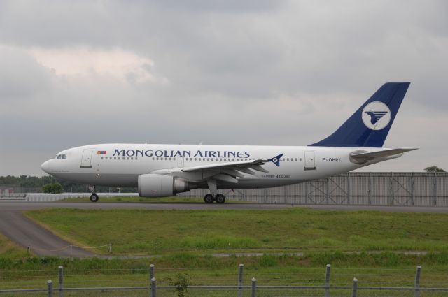 Airbus A310 (F-OHPT) - Taxi at Narita Intl Airport on 2007/8/18