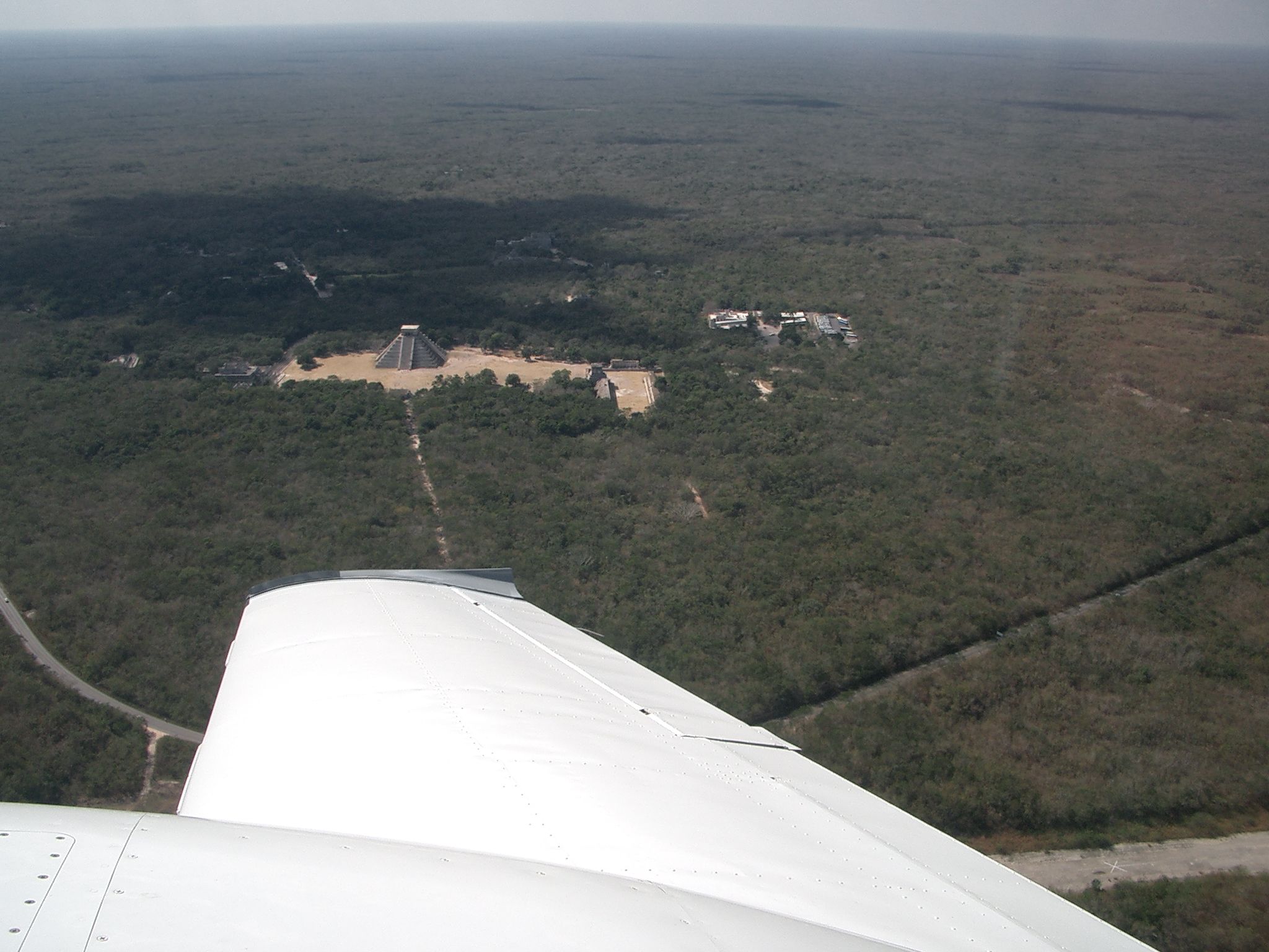 Piper PA-30 Twin Comanche (N537DM) - Chitzen Itza Mexico