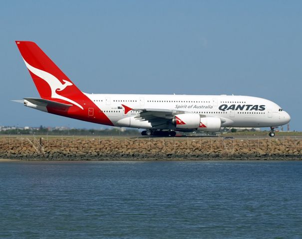 Airbus A380-800 (VH-OQC)