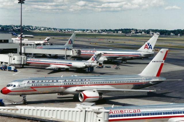 Boeing 757-200 (N679AN) - American Airlines B757-200 'retrojet' at Boston Logan on August 8,1999.