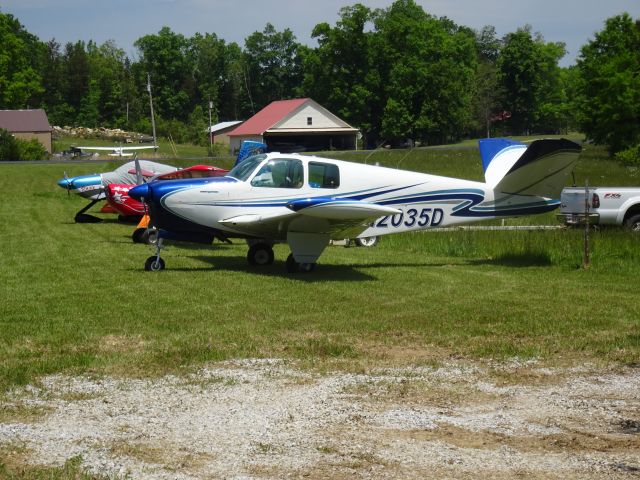 Beechcraft 35 Bonanza (N2035D)