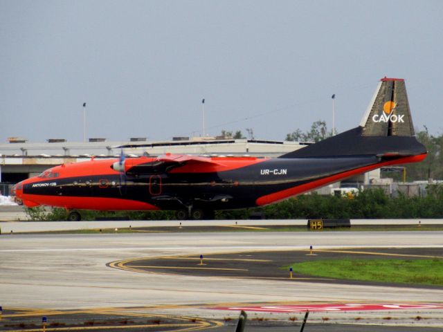 Antonov An-12 (UR-CJN)