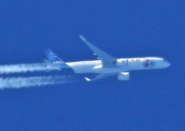 Airbus A350-900 (F-WZNW) - VOL TEST AIRBUS A 350-941 VERTICAL VENDEE 37 600 FT LE 20-03-2014