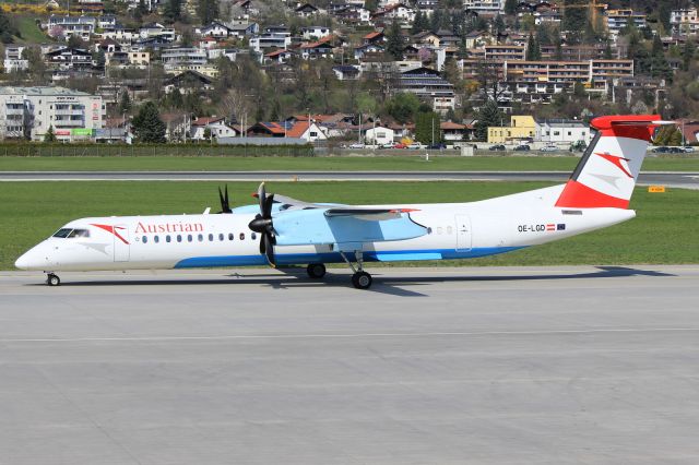 de Havilland Dash 8-400 (OE-LGD)