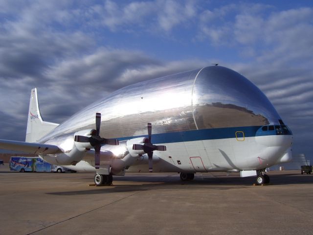 N941NA — - NASA Guppy  Tinker AFB Air Show