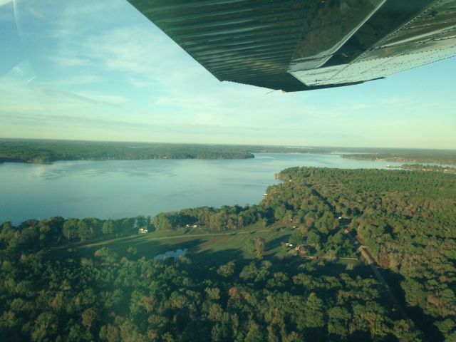 Cessna Skylane (N7432S) - Lake DArbonne in Louisiana