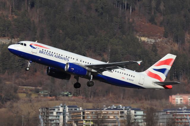 Airbus A320 (G-EUUD)