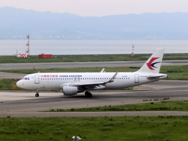 Airbus A320 (B-1612)