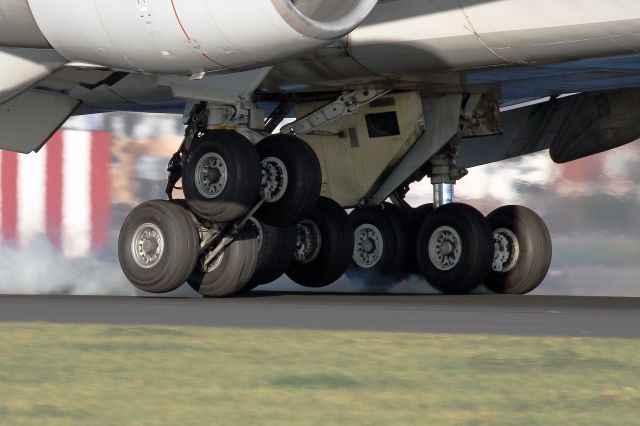 Boeing 747-200 (N761SA)