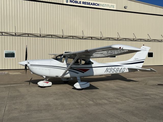 Cessna Skylane (N9584Q)