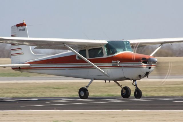 Cessna Skyhawk (N8633B)