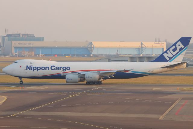 BOEING 747-8 (JA14KZ) - JA14KZ taxiing for takeoff from Amsterdam Schiphol at 16:51 on Sunday 18/02/18 on flight KZ85