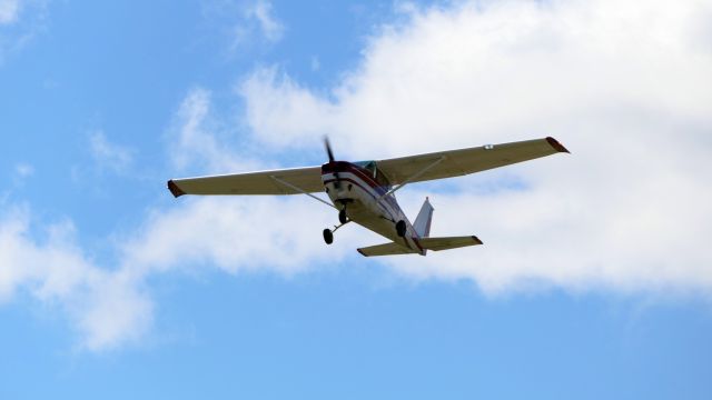 Cessna Skyhawk (N4222L)