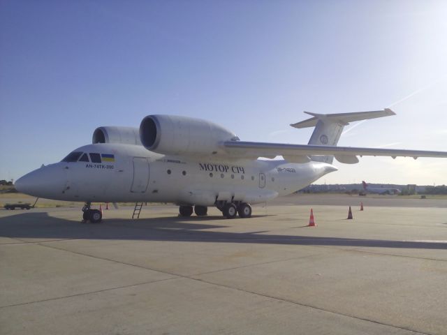 Antonov An-74-200 (UR-74026)