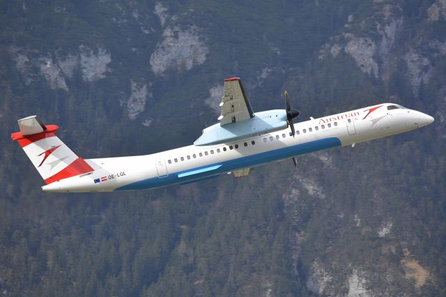 de Havilland Dash 8-400 (OE-LGL)