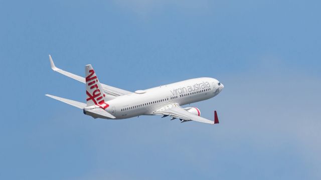 Boeing 737-800 (VH-YIH)