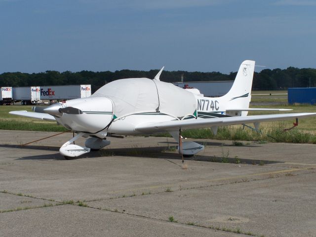 Cirrus SR-20 (N774C) - N774C SR20 parked on the ramp at TF Green Providence RI June 16 2011