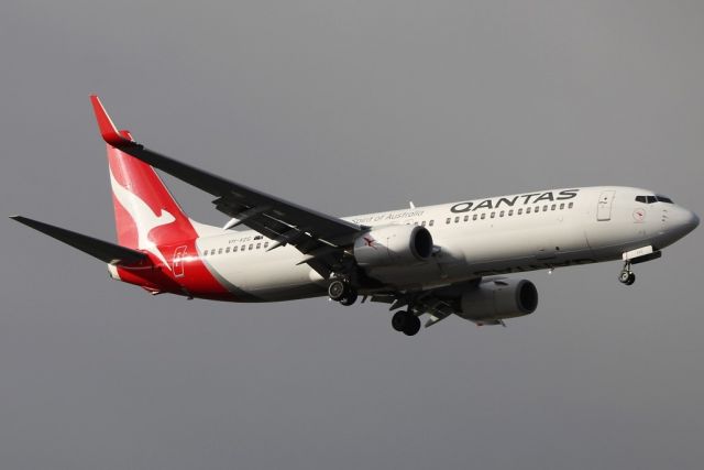 Boeing 737-800 (VH-VZG)