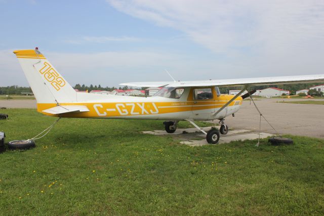 Cessna 152 (C-GZXJ) - Cessna 152 II C-GZXJ Aéroport de Lachute CSE4 QC. 25-08-2018