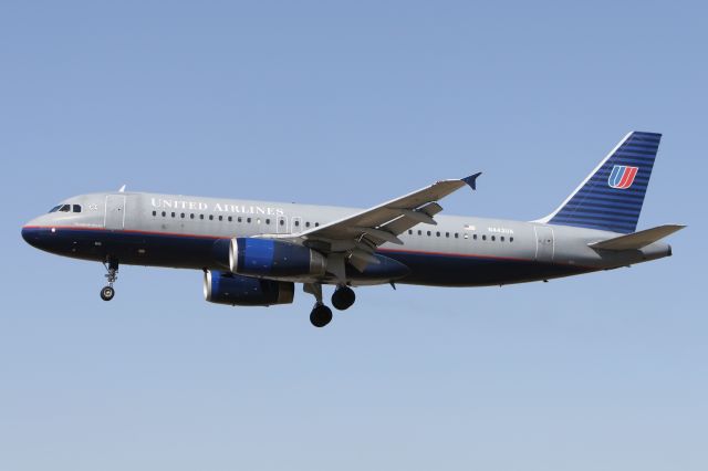Airbus A320 (N443UA) - March 13, 2009 - arrived Toronto