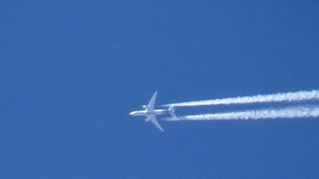 Boeing 777-200 — - At cruising altitude, we see a Alitalia Boeing 777 fly over elkridge md. 