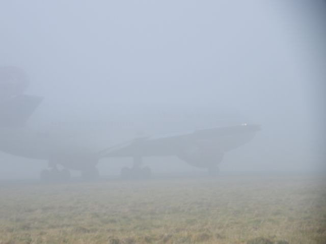 McDonnell Douglas DC-10 (OMNIINFOG) - THIS IS A VERY FOGGY VERY COLD DAY AT SHANNON ON THE   22-01-2011 AND THIS OMNI DC10 CAN BARELY BE SEEN FROM WHERE I TAKE MY PHOTOS IN THE USUAL SPOT ON DELTA 2 I DONT KNOW HOW THESE PILOTS CAN SEE WHERE THEY ARE GOING FROM THE HEIGHT THEY ARE UP AS I COULDNT SEE THE WHEELS AS IT PAST IN FRONT OF ME